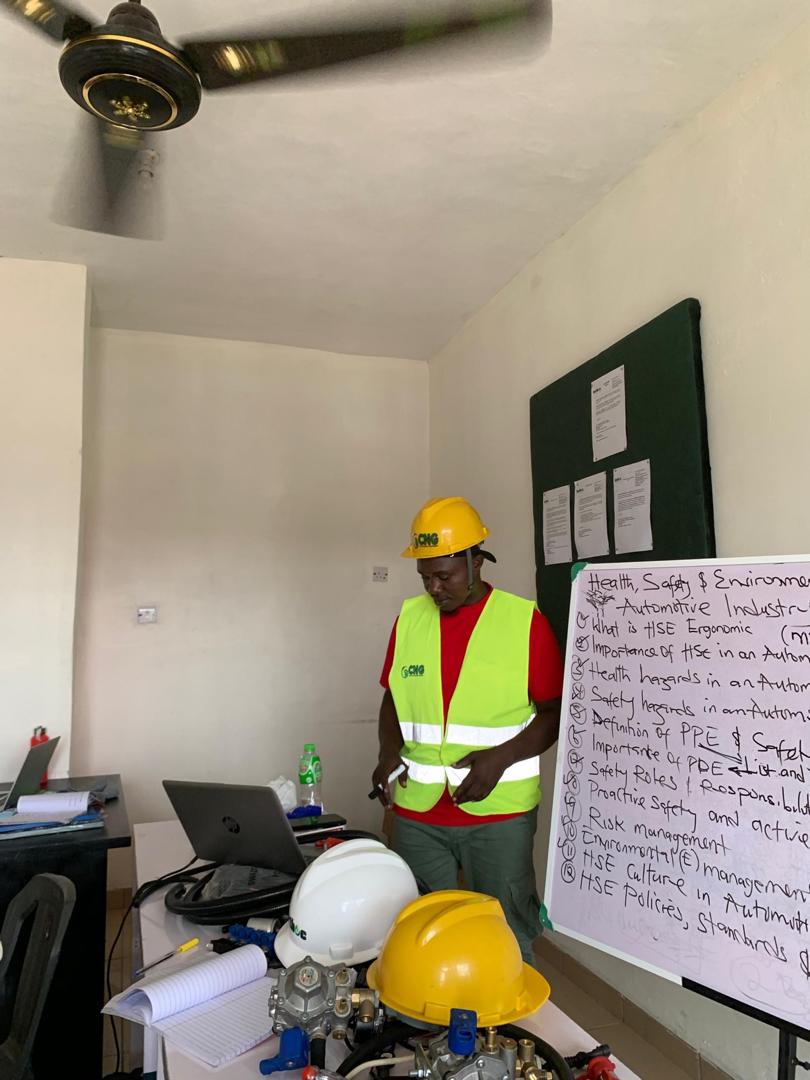 Earthoc practical industrial training session